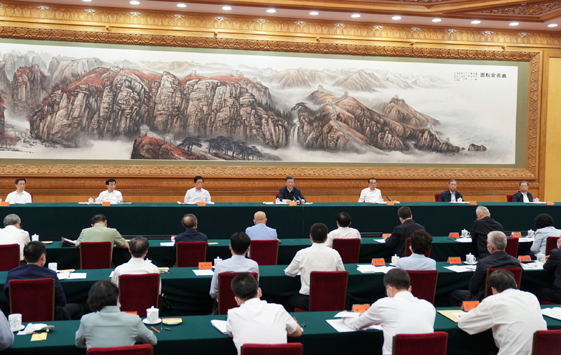 8月27日至28日,中央民族工作会议在北京召开。中共中央总书记、国家主席、中央军委主席习近平出席会议并发表重要讲话。新华社记者 李学仁 摄